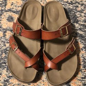 Madden Girl Bryceee Sandal